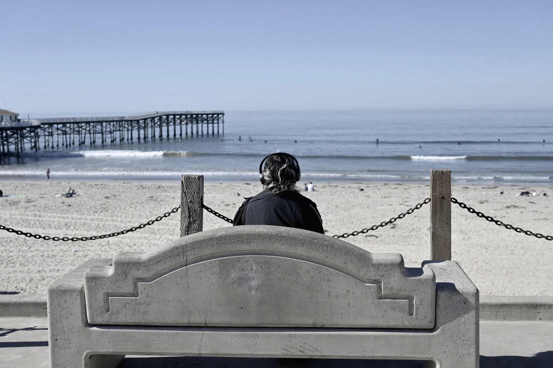 beach_silhouette.webp
